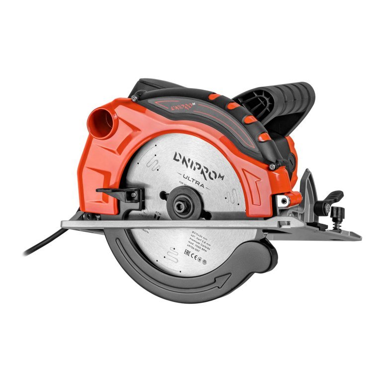 Sierra circular Dnipro-M CS-210