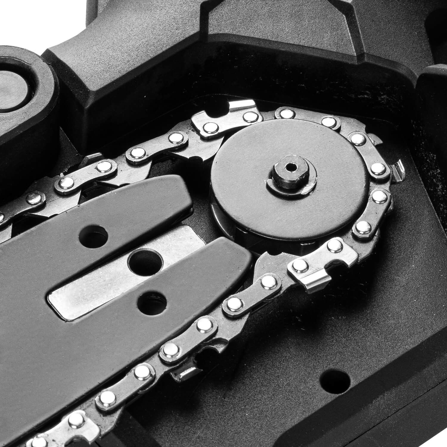 Kit de Motosierra a Batería Dnipro-M CS-12 con Batería 4Ah, Cargador Rápido FC-122 y Guantes de Trabajo Profesionales (Talla 9) - Imagen 6